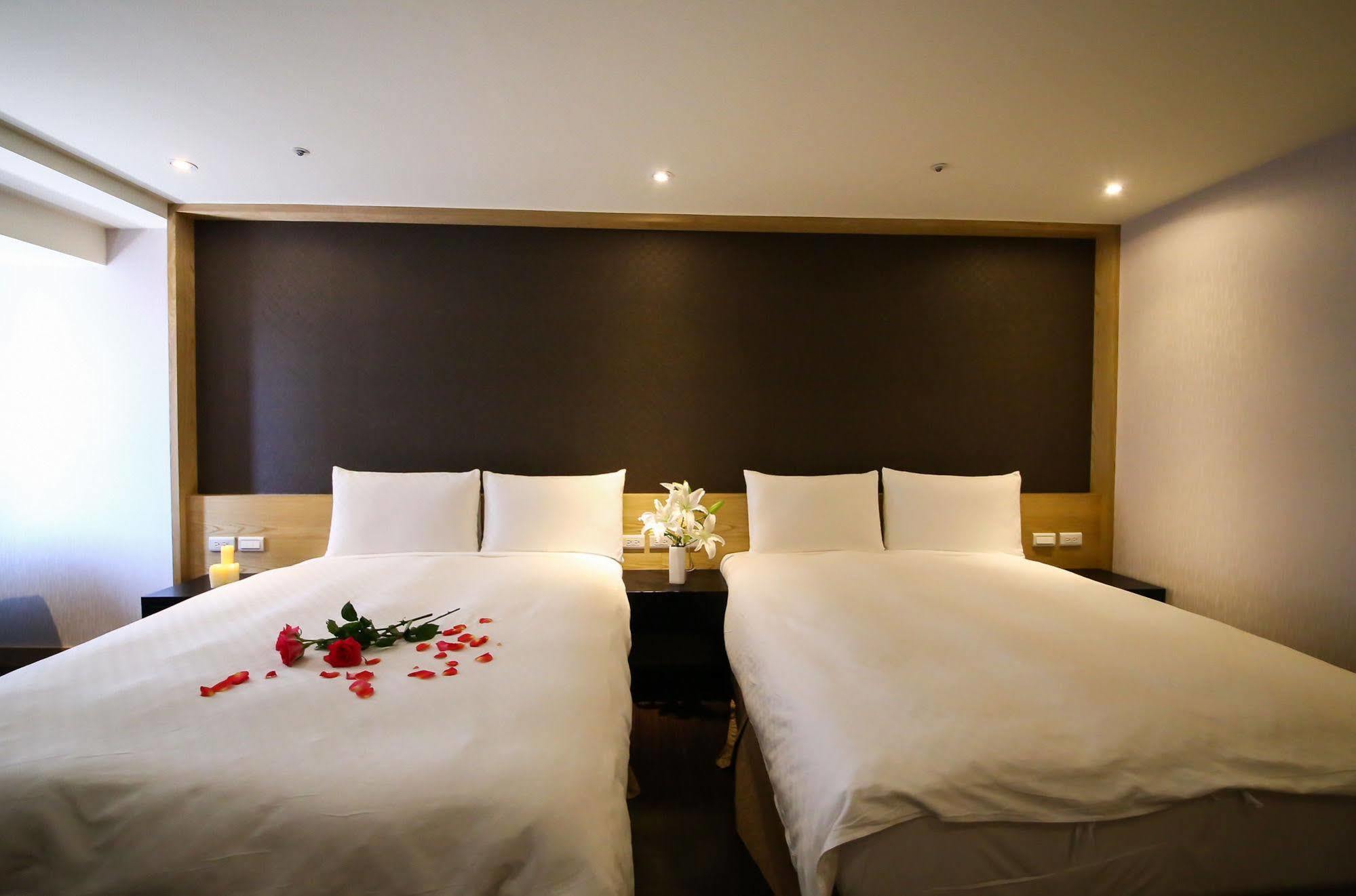 Jai Chateau Hotels & Hostels Tainan Exterior photo